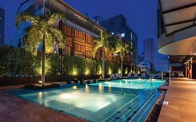 Solitaire Bangkok Sukhumvit 11 By Kingston Hotels